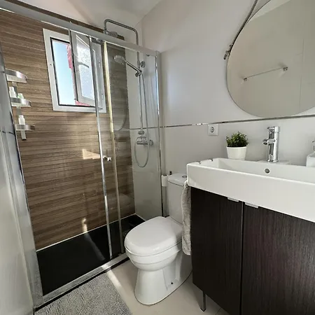 Appartement Peaceful With Amazing Sea Views And Free Parking